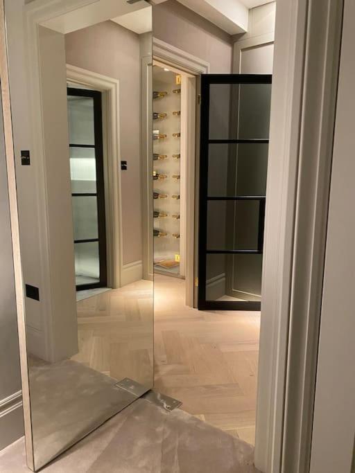 Luxury Georgian Apartment - 5 Minute Walk To Spa Μπαθ Εξωτερικό φωτογραφία