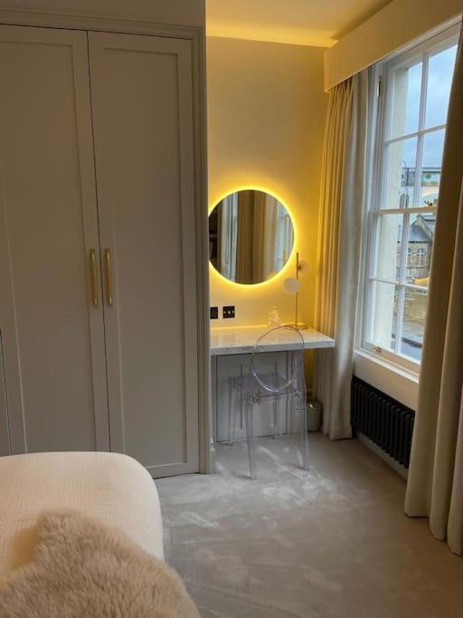 Luxury Georgian Apartment - 5 Minute Walk To Spa Μπαθ Εξωτερικό φωτογραφία